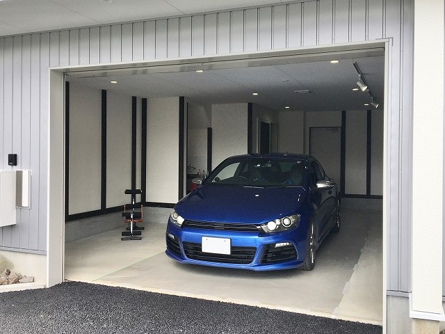 ビルドINガレージ